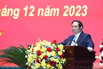 Thủ tướng Phạm Minh Chính phát biểu tại buổi làm việc với Học viện Quốc phòng.