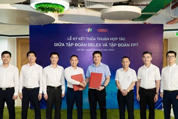 Lãnh đạo GELEX và FPT tại Lễ ký kết thỏa thuận hợp tác diễn ra ngày 11/6/2024.