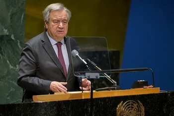 Tổng Thư ký Liên hợp quốc Antonio Guterres phát biểu tại trụ sở Liên hợp quốc ở New York, Mỹ. (Ảnh: THX/TTXVN)