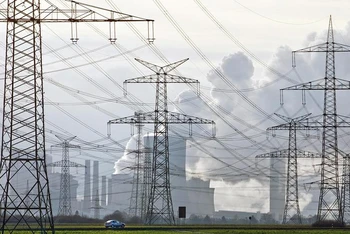 Chính phủ Đức gia hạn hoạt động của ba nhà máy điện hạt nhân.