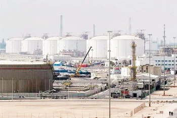 Một cơ sở sản xuất LNG của Qatar. (Ảnh REUTERS)