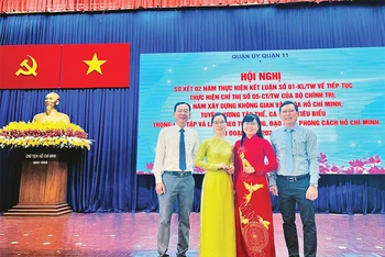 Các cá nhân tiêu biểu trong học tập và làm theo tư tưởng, đạo đức, phong cách Hồ Chí Minh được tuyên dương tại Đảng bộ Quận 11.