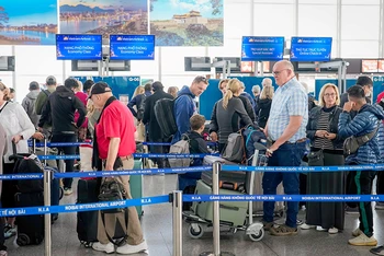 Nhu cầu đi lại, du lịch của người dân bằng đường hàng không trong dịp nghỉ lễ 30/4 và 1/5 dự báo tăng cao. 