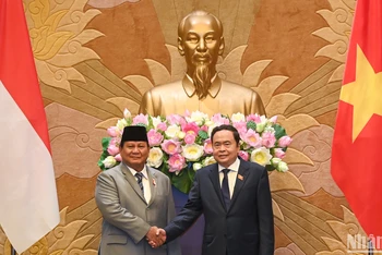 Chủ tịch Quốc hội Trần Thanh Mẫn và Tổng thống đắc cử Indonesia Prabowo Subianto.