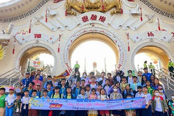 Trao xuân yêu thương cho 3.000 trẻ em tại Thành phố Hồ Chí Minh.