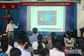 Đông đảo học viên tham dự lớp tập huấn.