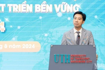 PGS, TS Nguyễn Tiến Thủy, Quyền Chủ tịch Hội đồng Trường đại học Giao thông vận tải Thành phố Hồ Chí Minh phát biểu tại hội thảo.