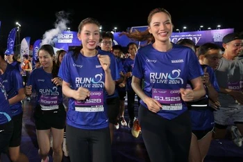 Các vận động viên tham gia Giải chạy bán marathon Run To Live 2024