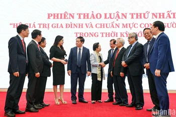 [Ảnh] Hội thảo quốc gia "Hệ giá trị quốc gia, hệ giá trị văn hoá, hệ giá trị gia đình và chuẩn mực con người Việt Nam trong thời kỳ mới”