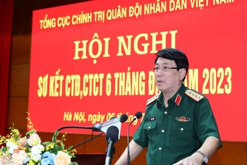 Đại tướng Lương Cường phát biểu ý kiến tại hội nghị.