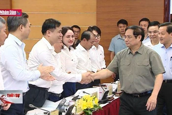 Thủ tướng làm việc với Tập đoàn Dầu khí quốc gia Việt Nam