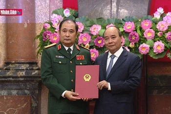 Thăng quân hàm cho Phó Tổng Tham mưu trưởng Quân đội nhân dân Việt Nam