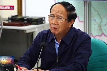 Phó Thủ tướng Lê Văn Thành họp khẩn với các địa phương