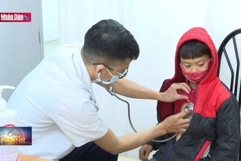 Khám sàng lọc bệnh tim miễn phí cho trẻ em tại Điện Biên