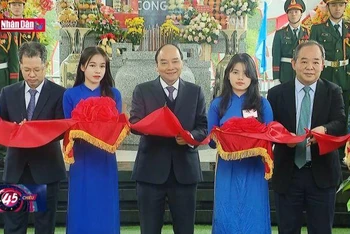 Chủ tịch nước dự Lễ khánh thành Khu tưởng niệm Hòn Tàu - Đèo Le