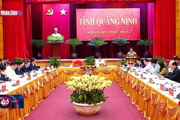 Thủ tướng làm việc với lãnh đạo chủ chốt tỉnh Quảng Ninh