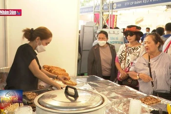 Lần đầu tiên Việt Nam tổ chức lễ hội bánh mì