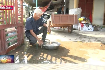 Kiểm tra tình trạng ô nhiễm nước ngầm sau phản ánh của Báo Nhân Dân