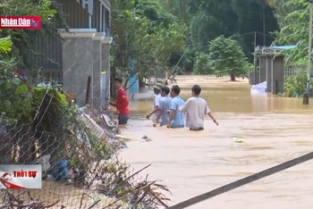 Đắk Nông: Nhiều khu vực ở thành phố Gia Nghĩa chìm trong nước lũ