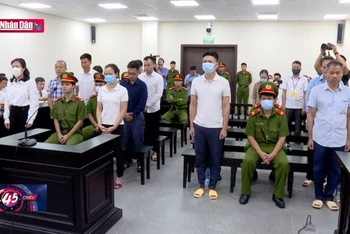 Cựu Chủ tịch Hà Nội nhận mức án 18 tháng tù giam