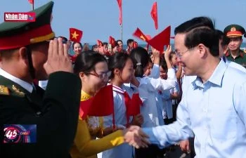 Chủ tịch nước thăm quân và dân huyện đảo Cô Tô, tỉnh Quảng Ninh