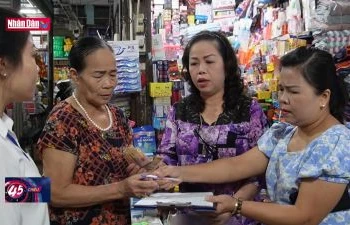 Hỗ trợ các tiểu thương trong vụ cháy chợ ở Thừa Thiên Huế