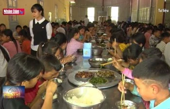 Yêu cầu rà soát bữa ăn của học sinh vùng cao