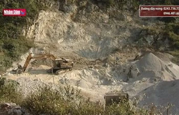 Những mỏ khai thác đá làm phiền dân ở Hà Giang