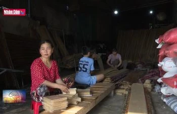 Làng nghề bánh đa nem ở Hà Tĩnh hối hả vụ Tết