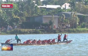 Sôi nổi hội đua thuyền ở Đắk Lắk