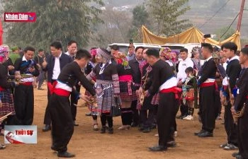 Lai Châu khai mạc lễ hội Gầu Tào