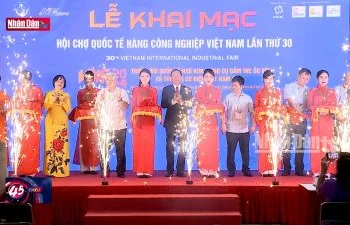 Thúc đẩy phát triển một số ngành công nghiệp mũi nhọn