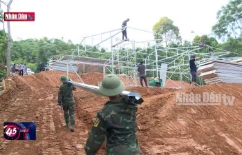 Lào Cai: Hoàn thành 25 căn nhà tạm cho bà con trong thôn Làng Nủ vào ngày 21/9