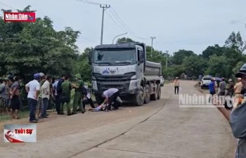 Phú Yên: Xe chở vật liệu xây dựng gây xáo trộn cuộc sống người dân