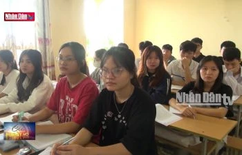 Tuyên Quang: Sinh viên sư phạm mong mỏi chờ tiền hỗ trợ từ Nghị định 116