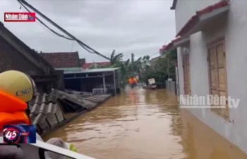 Đảm bảo an toàn cho người dân vùng lũ