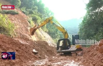 Quảng Bình: Khẩn trương sửa chữa, thông các tuyến quốc lộ sau lũ