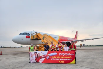 Trước cao điểm hè, chỉ trong một tuần, hãng Vietjet đã chào đón 3 tàu bay A321 neo ACF.