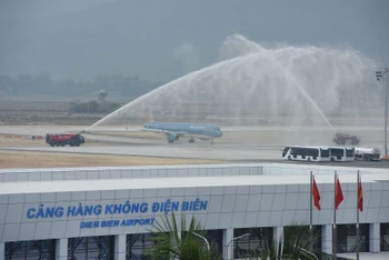 Hãng hàng không Vietnam Airlines tăng tần suất chuyến bay vào các ngày 7 và 8/2 và các ngày từ 12 đến 15/2.