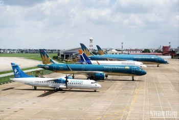 Đội máy bay Vietnam Airlines.