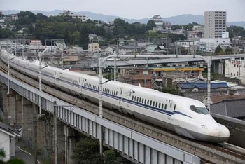 Tàu cao tốc Shinkansen. (Ảnh minh họa)