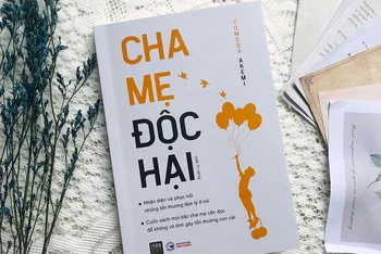 Cuốn "Cha mẹ độc hại". (Ảnh: 1980s Books)