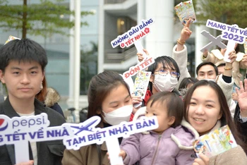 Hỗ trợ hàng trăm sinh viên, lao động trẻ Việt Nam từ Nhật Bản về đón Tết