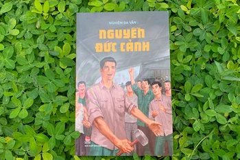 Cuốn "Nguyễn Đức Cảnh". (Ảnh: NXB Kim Đồng)