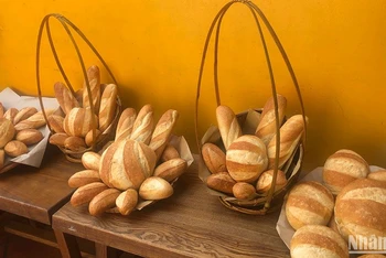 Một số loại bánh mì được giới thiệu tới thực khách.