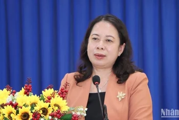 Phó Chủ tịch nước Võ Thị Ánh Xuân phát biểu tại buổi tiếp xúc cử tri thành phố Long Xuyên