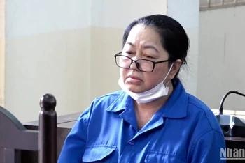 Bị cáo Nguyễn Thị Kim Hạnh lãnh mức án 13 năm tù.