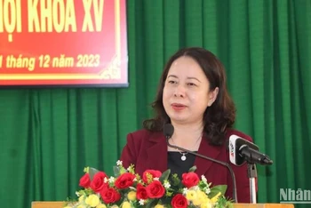 Phó Chủ tịch nước tiếp xúc cử tri An Giang.