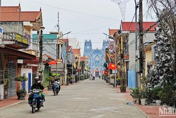 Khung cảnh xã nông thôn mới kiểu mẫu Xuân Phương, huyện Xuân Trường (Nam Định) những ngày đón Giáng sinh.