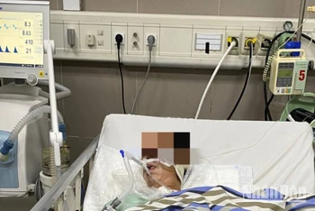 Bệnh nhân bị ngộ độc khí CO đang điều trị tại Bệnh viện Đa khoa tỉnh Lạng Sơn.